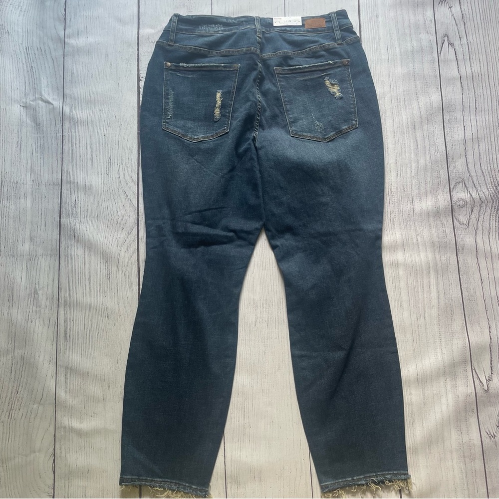 Judy Blue Dark Wash High Rise Distressed Jeans - Picture 5 of 12